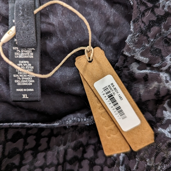 SKIMS Bodysuit NWT Velvety Burnout Logo size XL - Picture 14 of 17